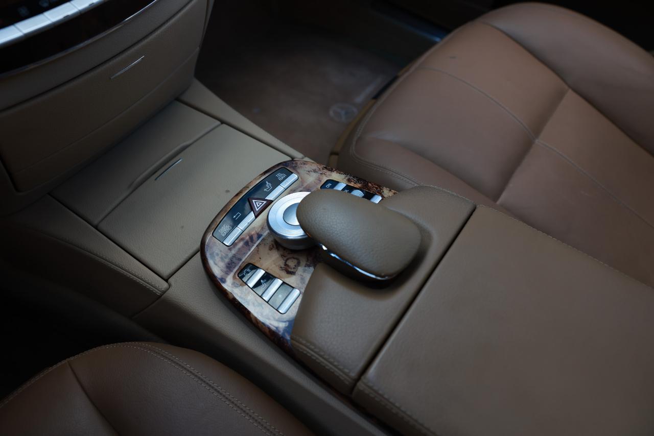 Mercedes-Benz S-Class  2007