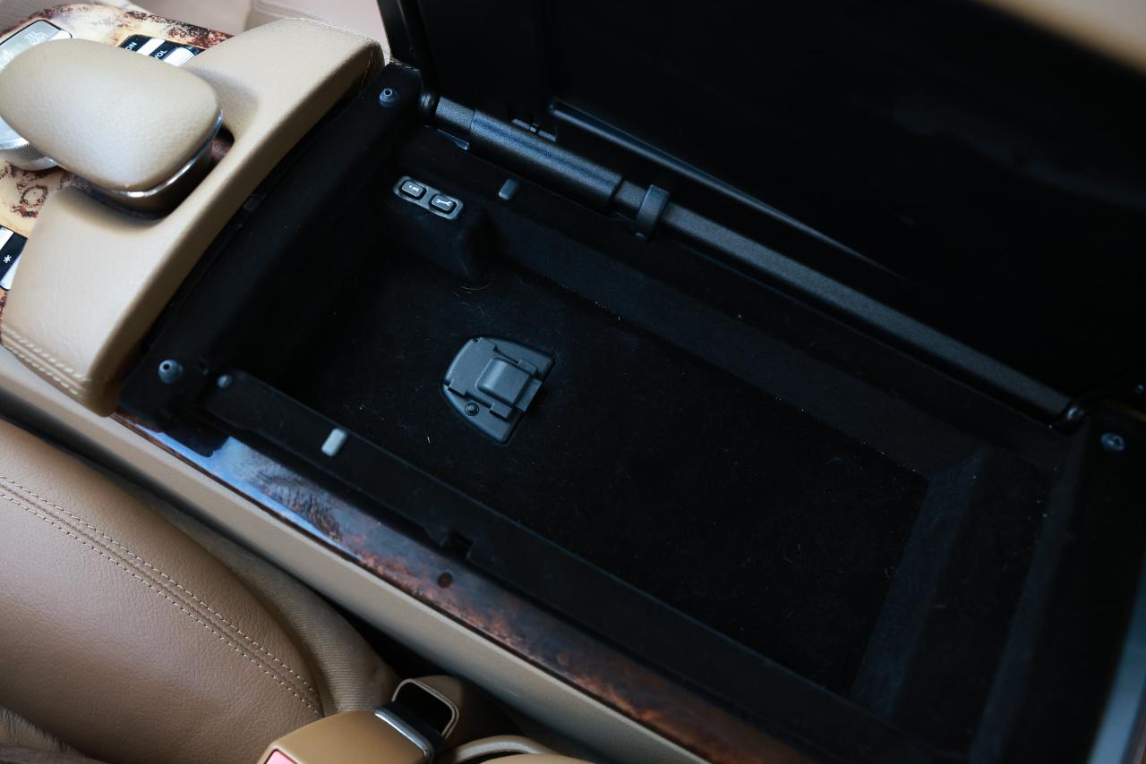 Mercedes-Benz S-Class  2007