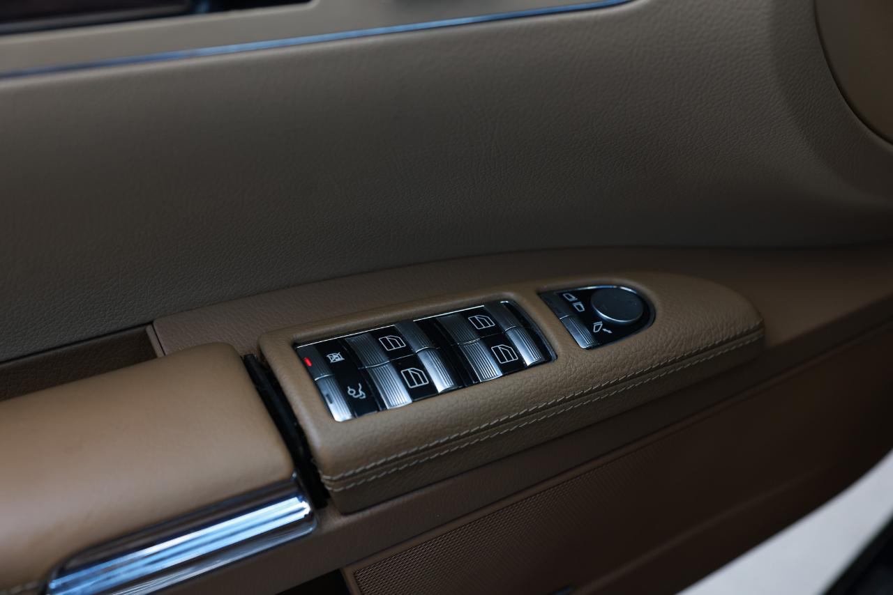 Mercedes-Benz S-Class  2007