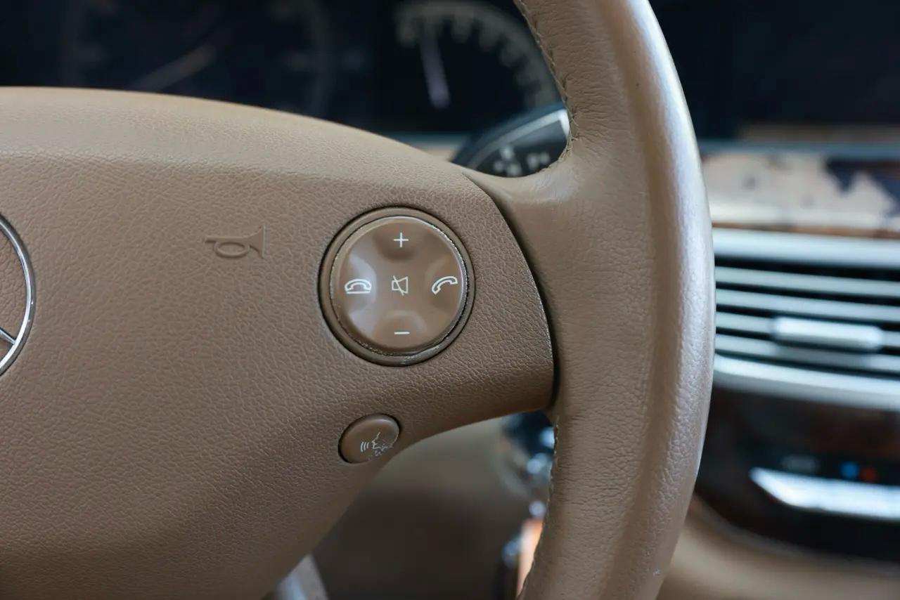 Mercedes-Benz S-Class  2007