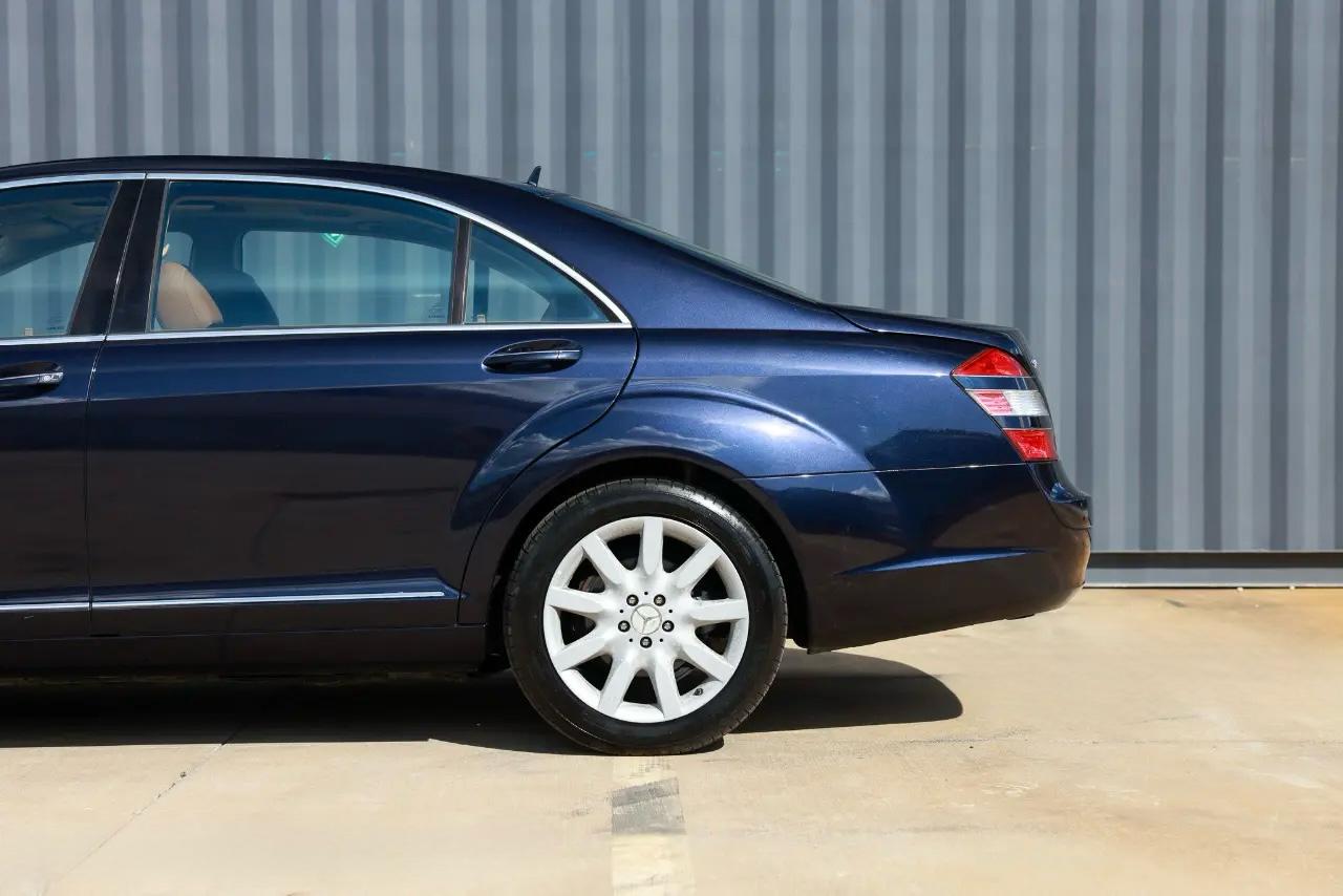 Mercedes-Benz S-Class  2007