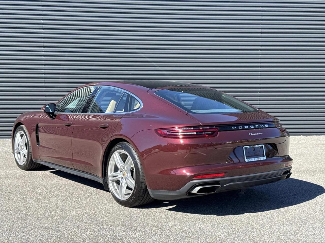 Porsche Panamera  2018