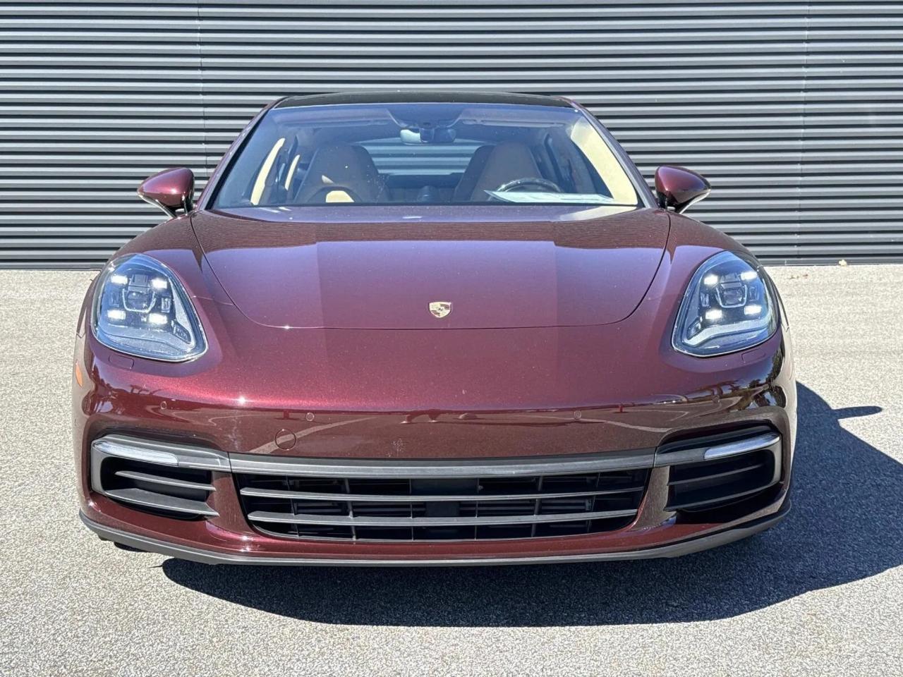 Porsche Panamera  2018
