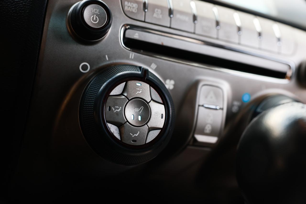 Chevrolet Camaro  2012