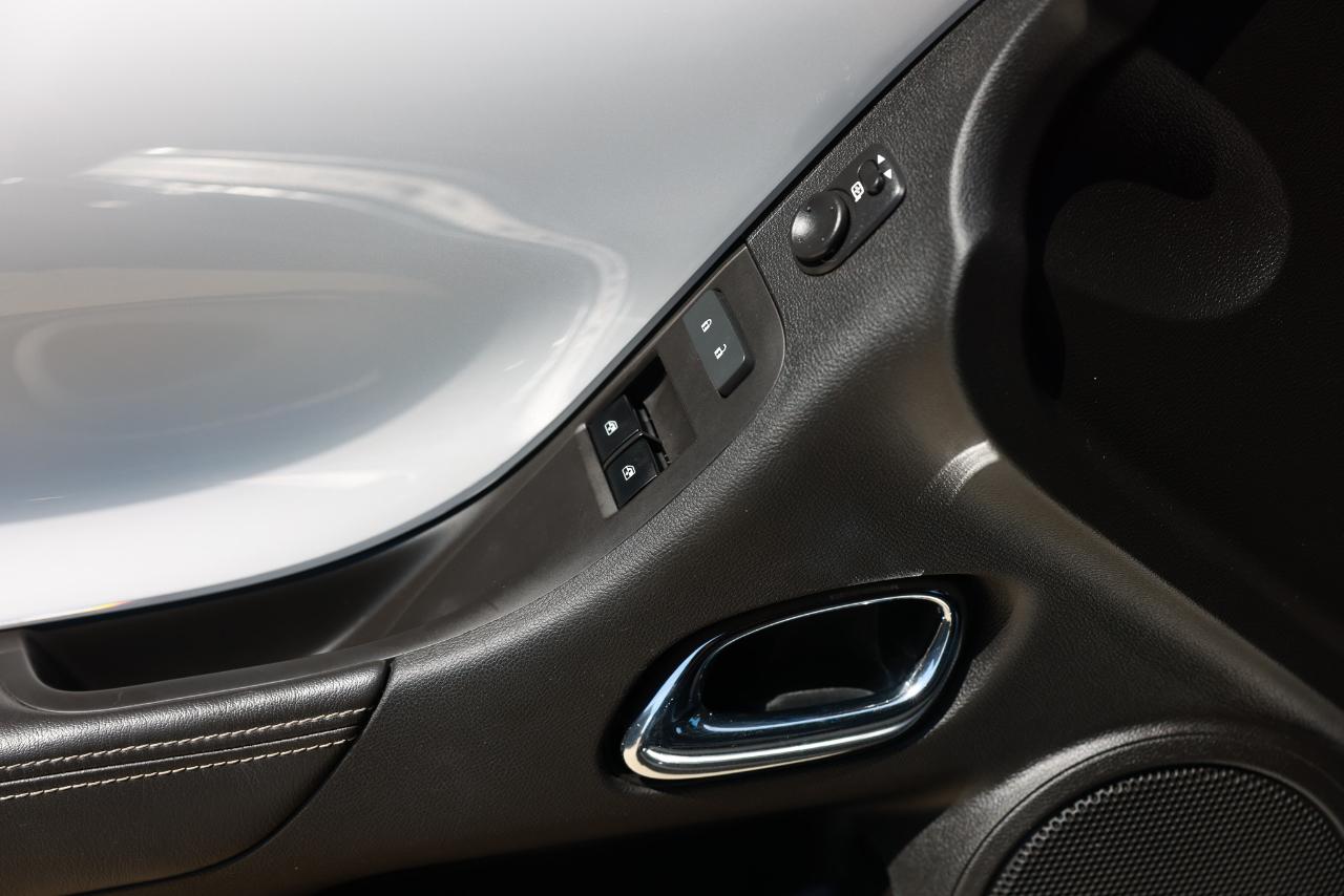 Chevrolet Camaro  2012