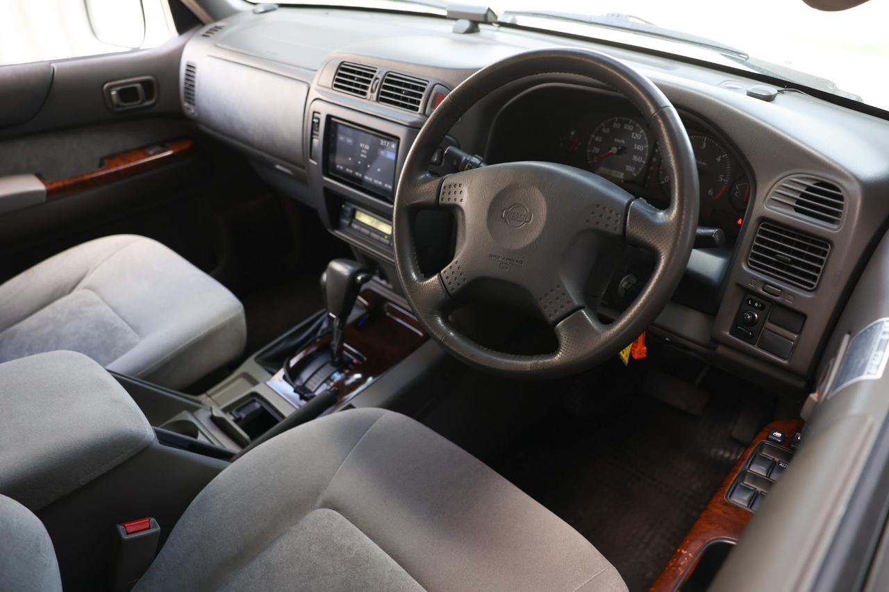 Nissan Safari  1998