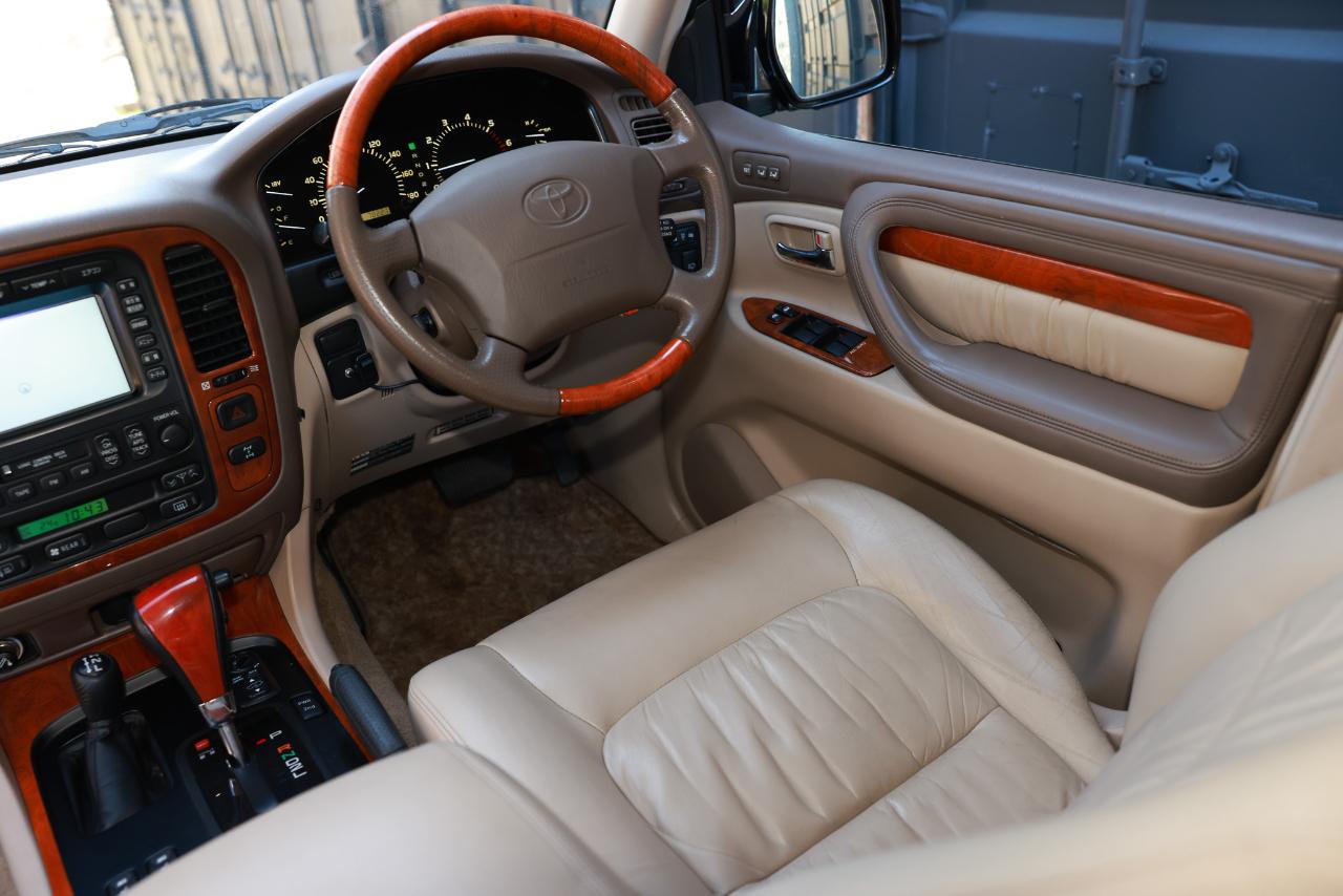 Toyota Land Cruiser  1999