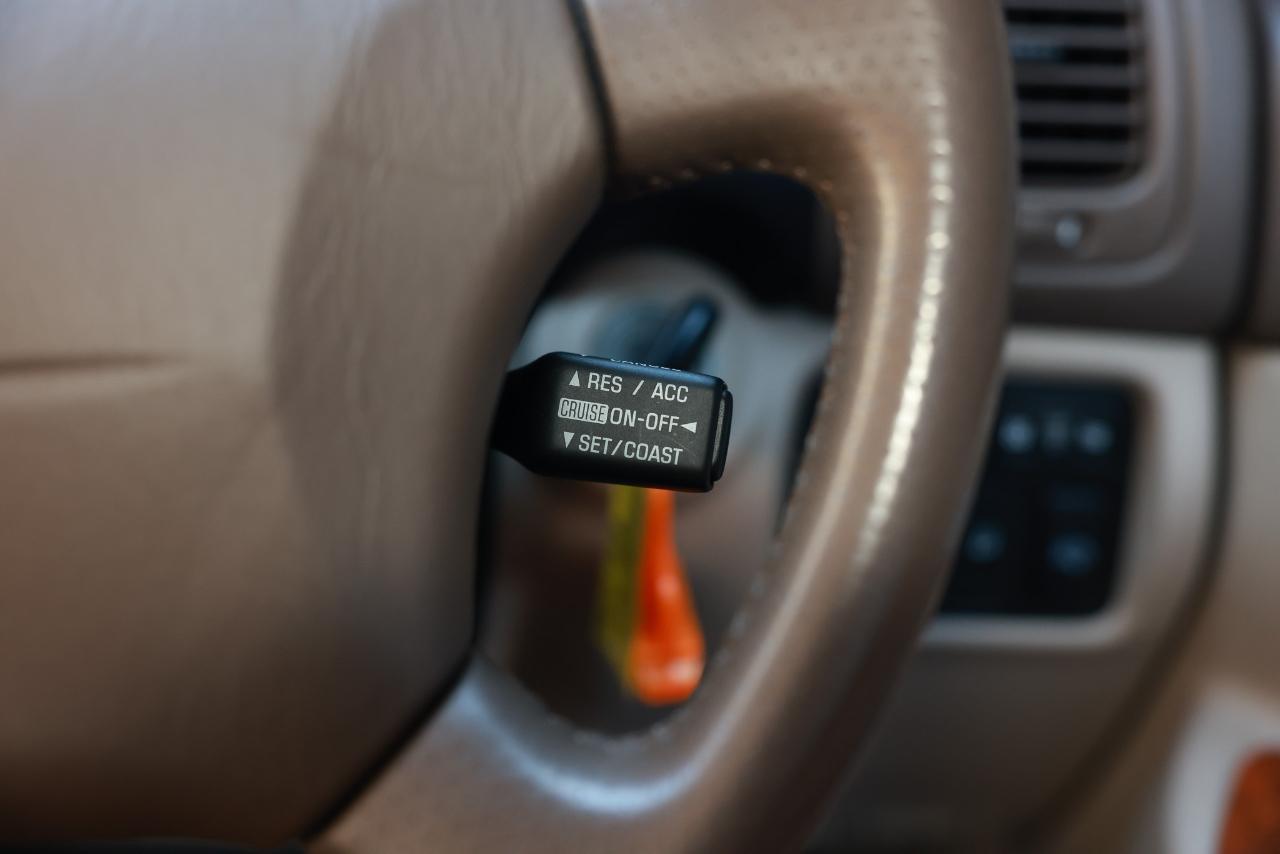 Toyota Land Cruiser  1999