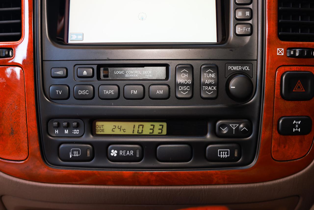 Toyota Land Cruiser  1999