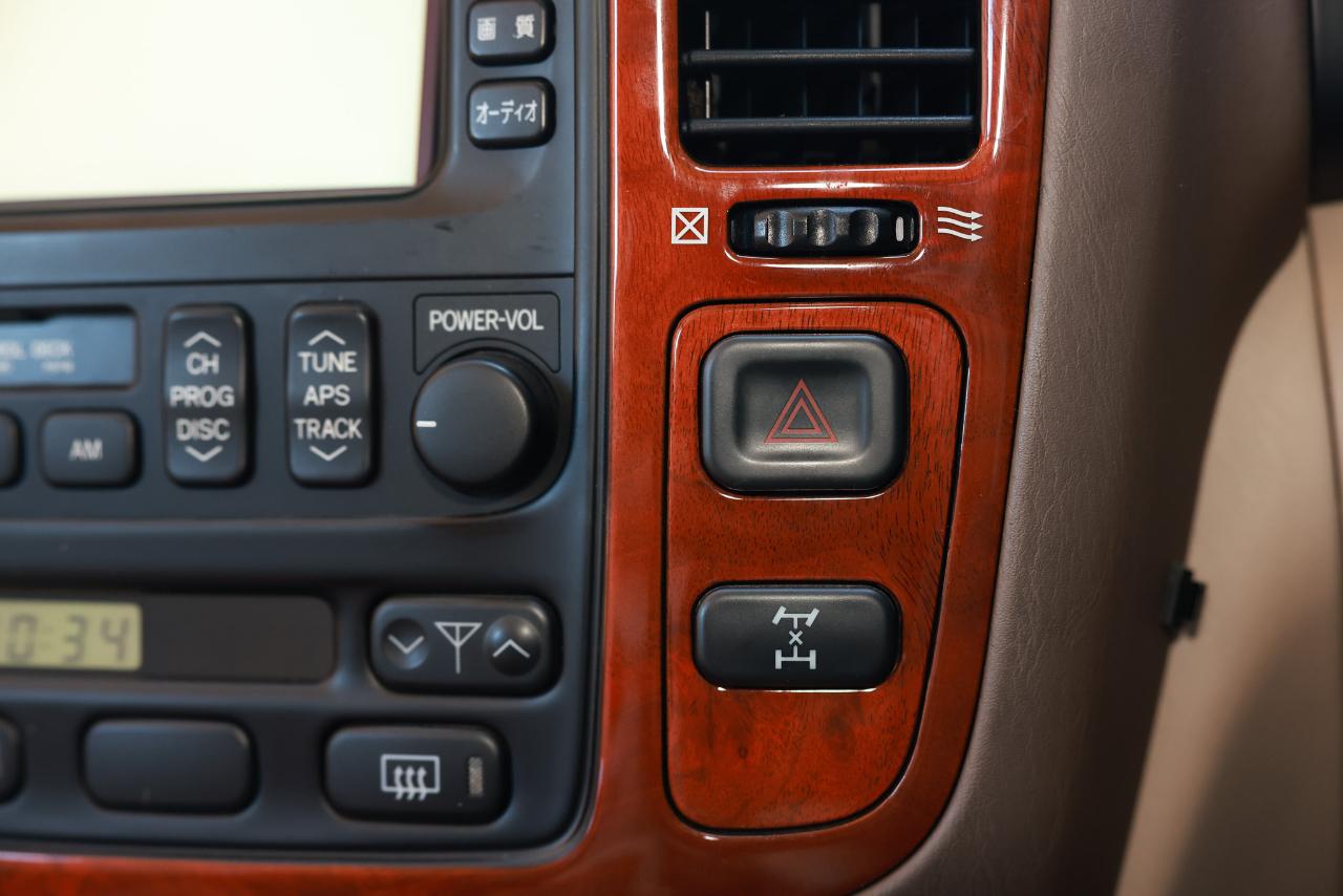 Toyota Land Cruiser  1999