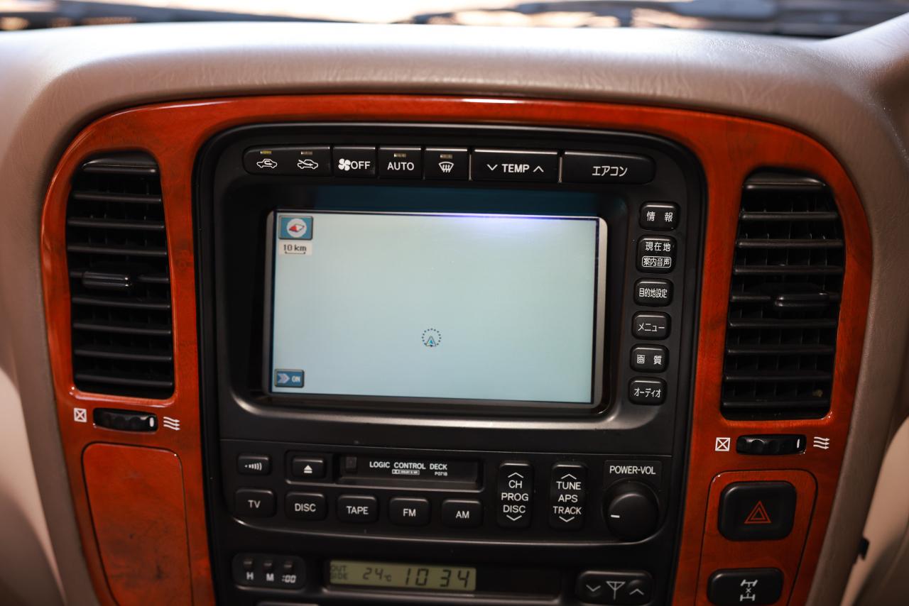 Toyota Land Cruiser  1999