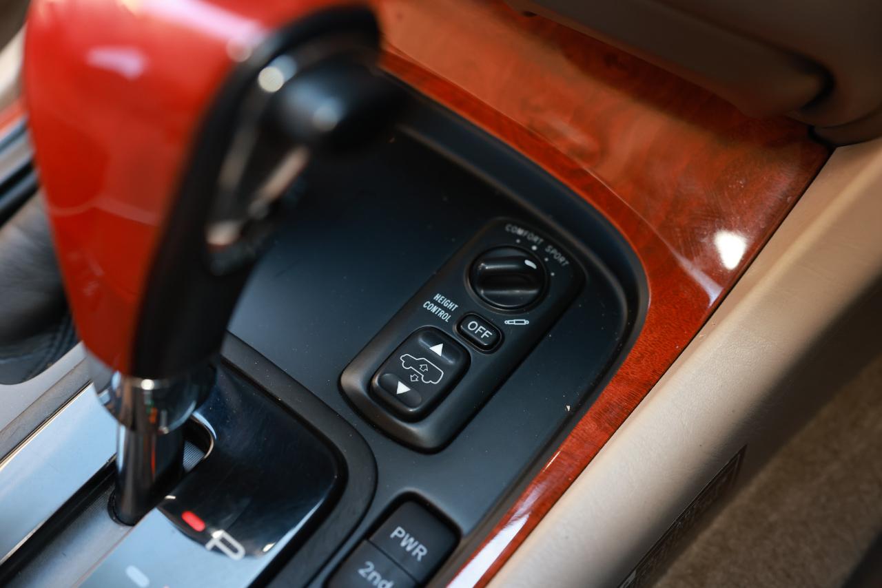 Toyota Land Cruiser  1999