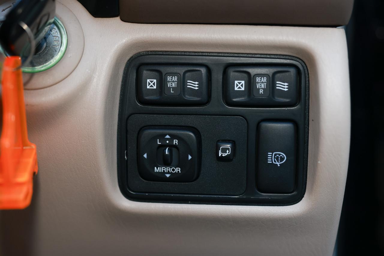 Toyota Land Cruiser  1999