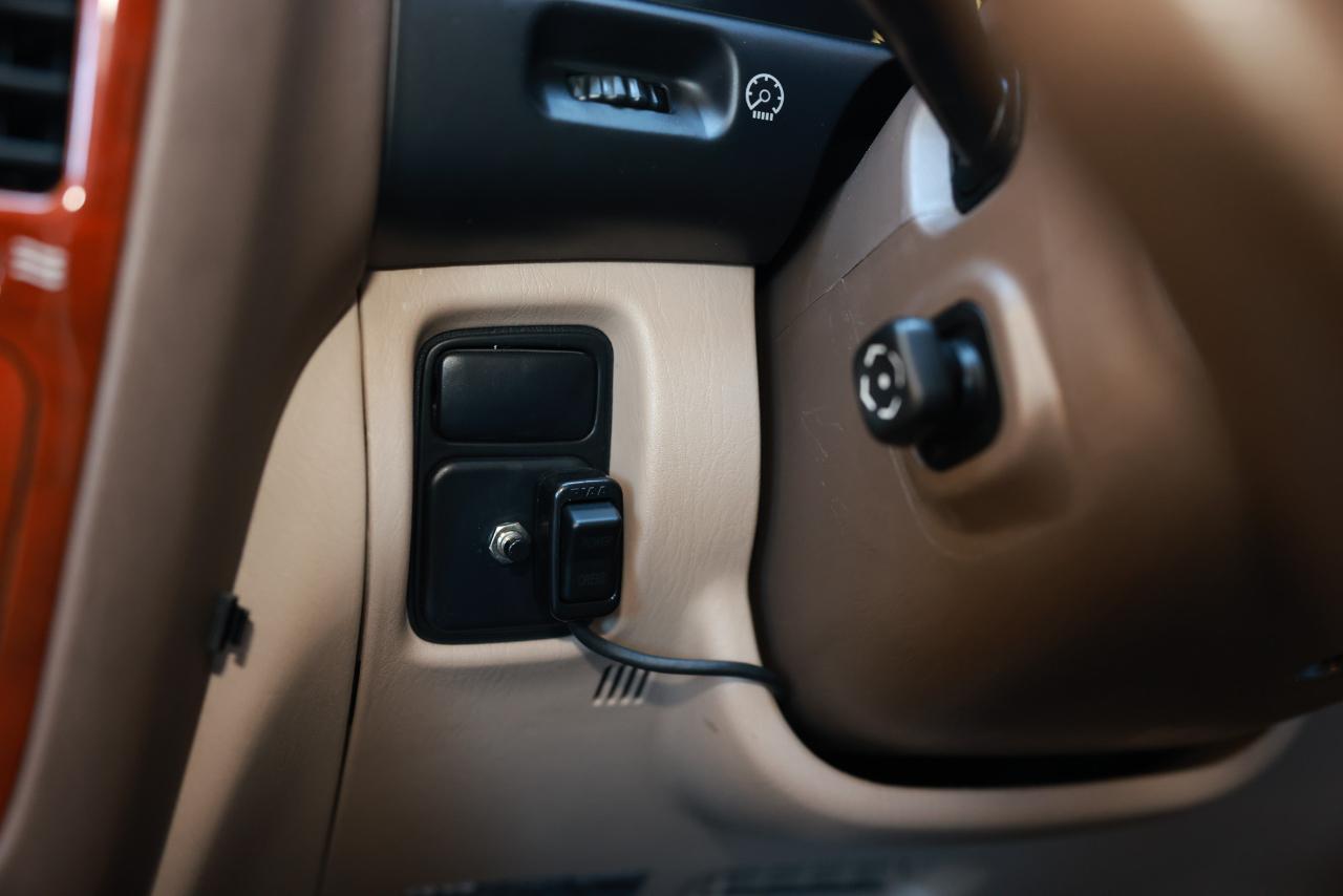 Toyota Land Cruiser  1999