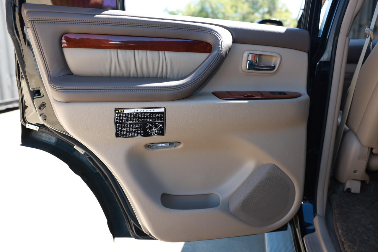 Toyota Land Cruiser  1999