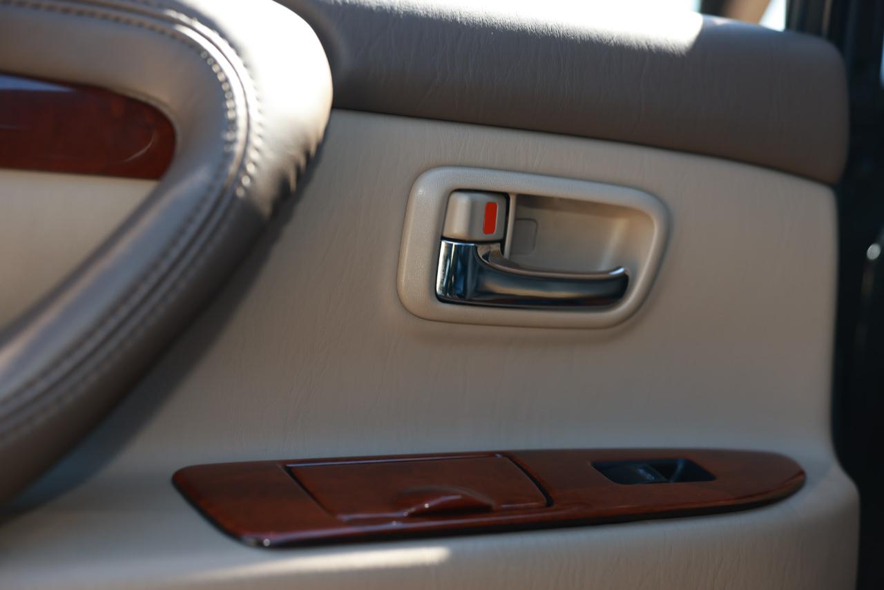 Toyota Land Cruiser  1999