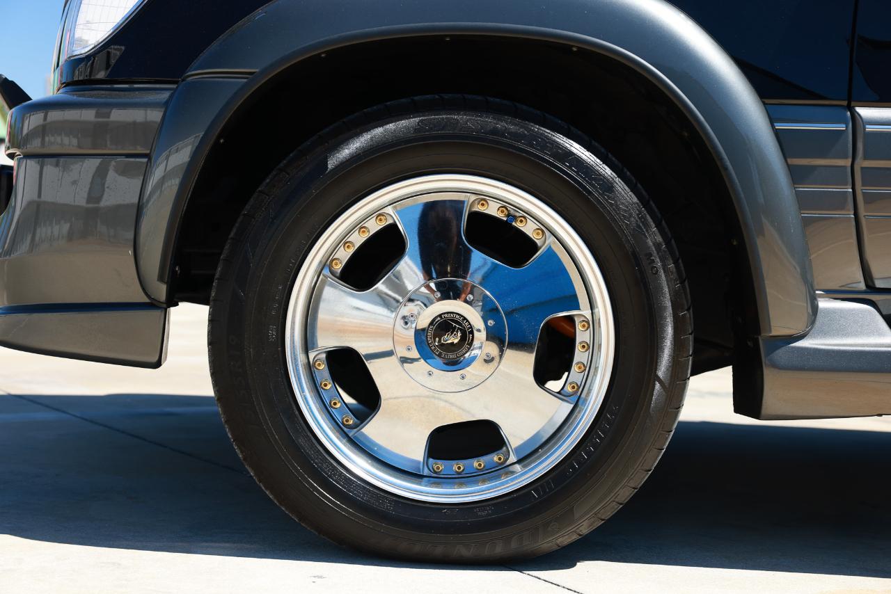 Toyota Land Cruiser  1999