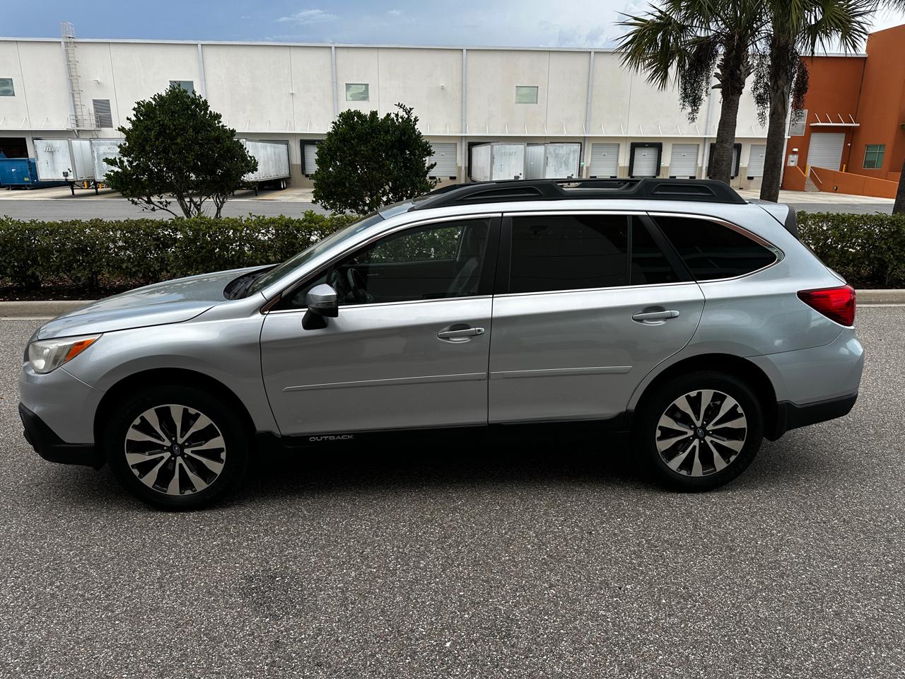 Subaru Outback  2016