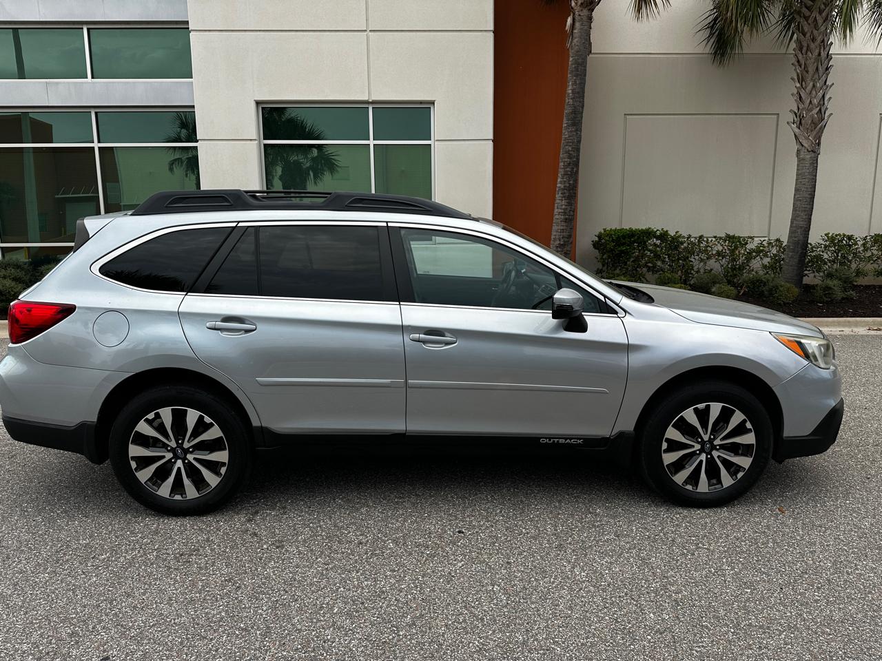 Subaru Outback  2016