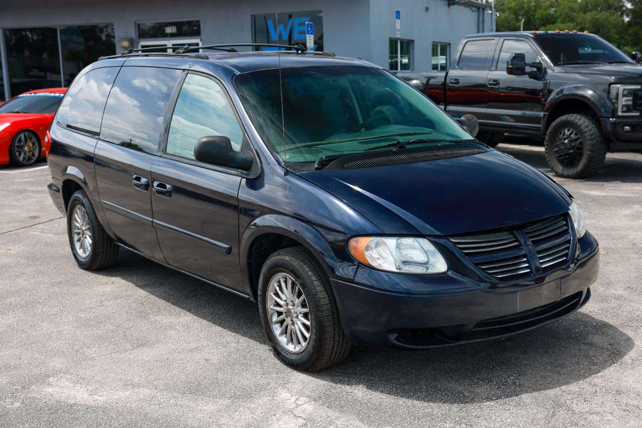 Dodge Caravan  2005