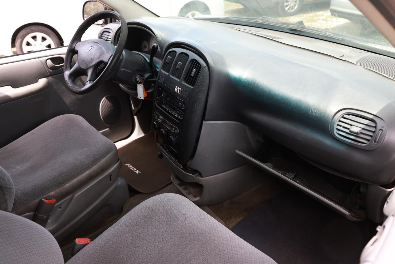 Dodge Caravan  2005