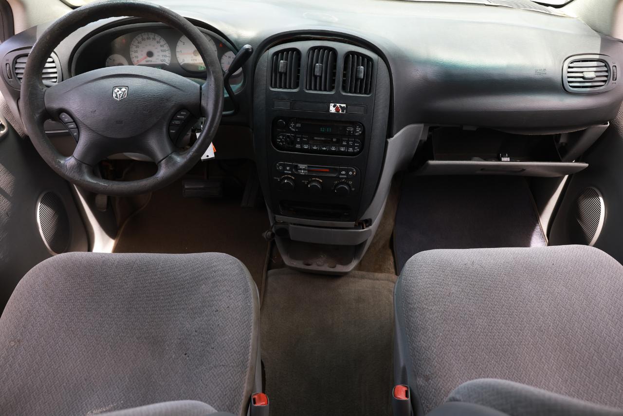 Dodge Caravan  2005