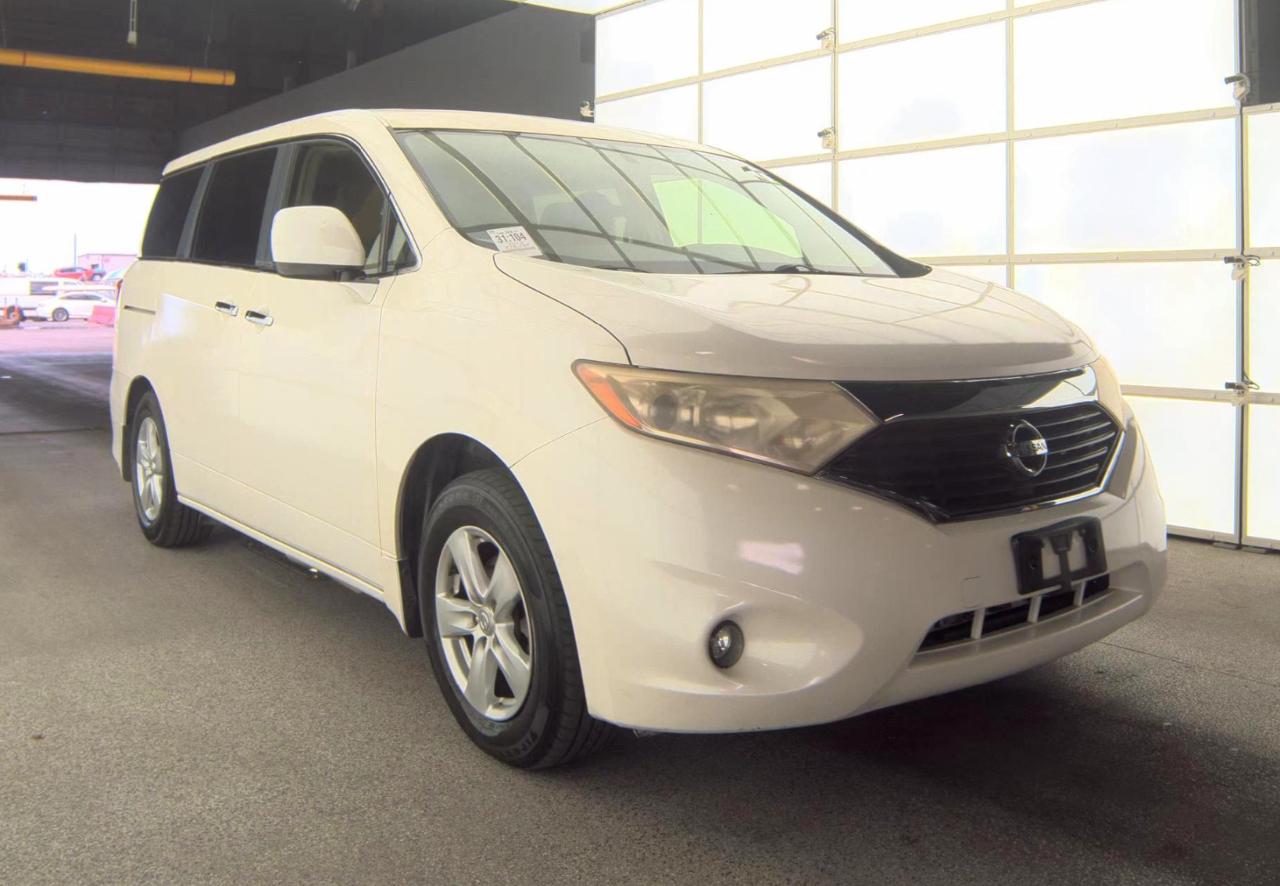 Nissan Quest  2013