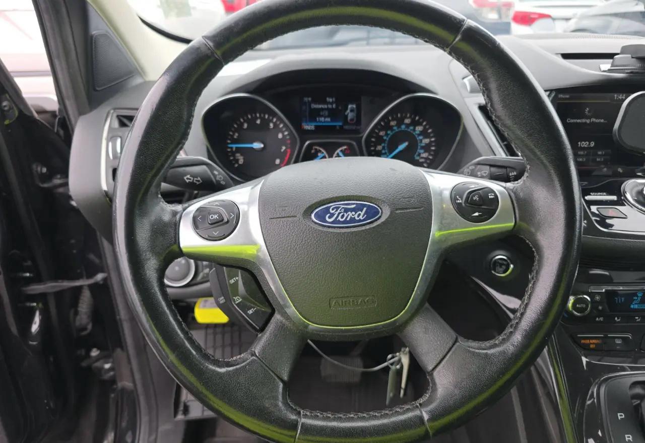 Ford Escape  2015