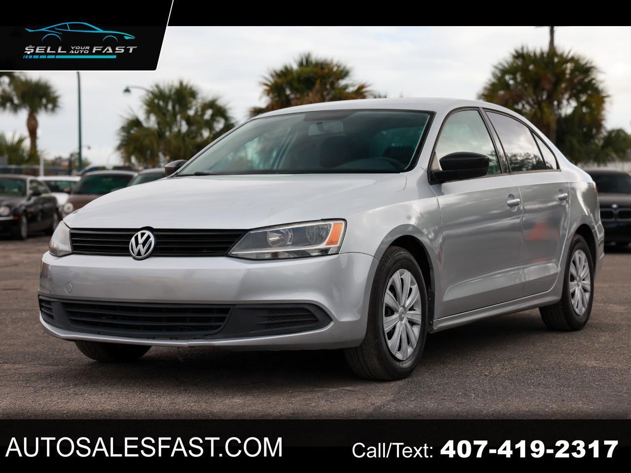Volkswagen Jetta Sedan  2012