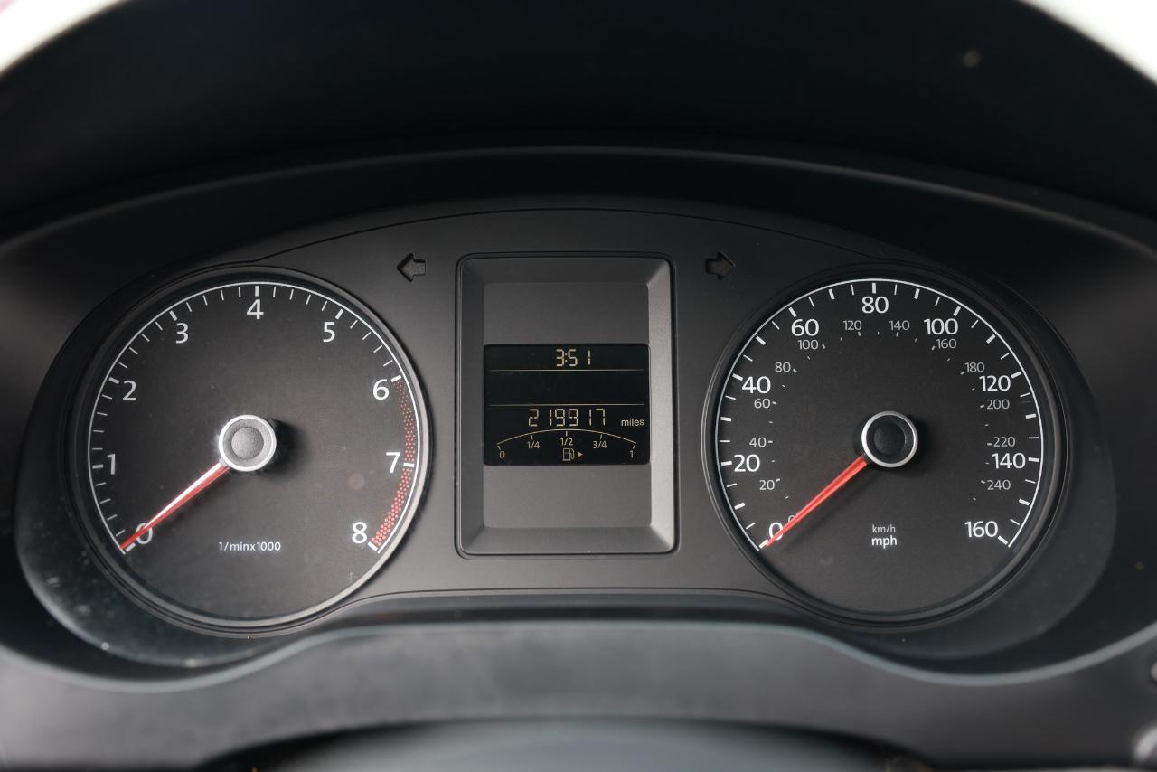 Volkswagen Jetta Sedan  2012