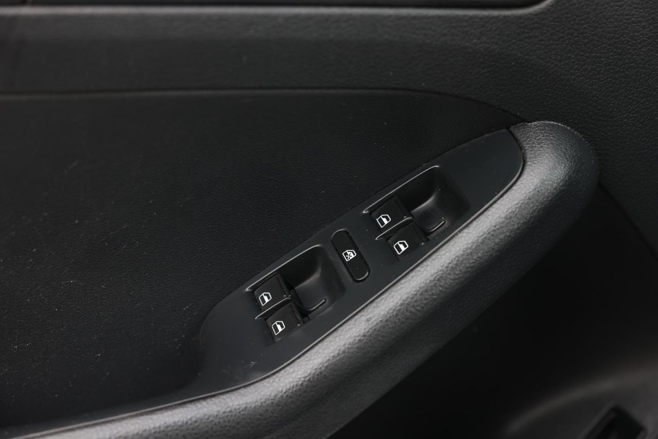 Volkswagen Jetta Sedan  2012