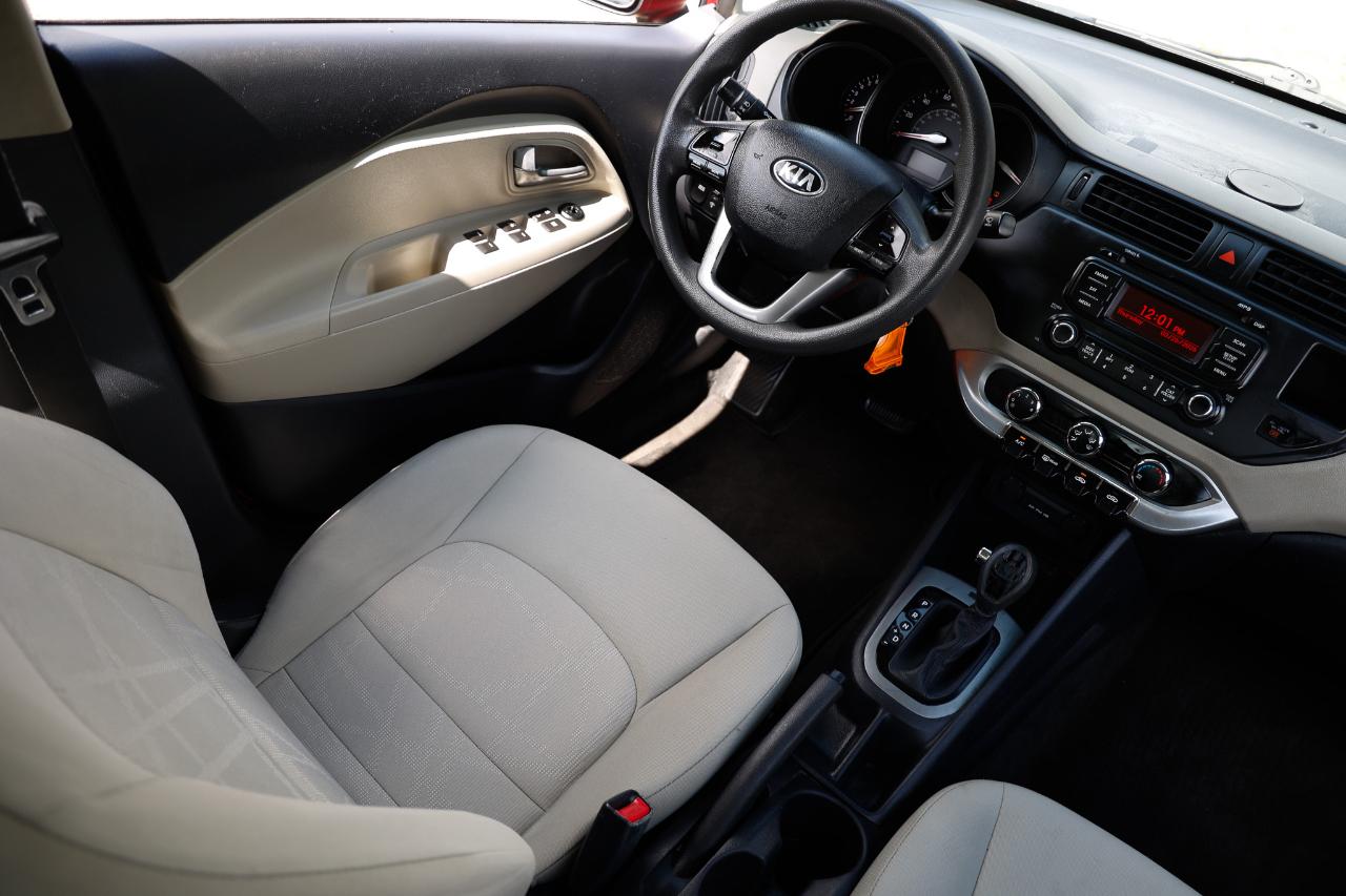 Kia Rio  2013