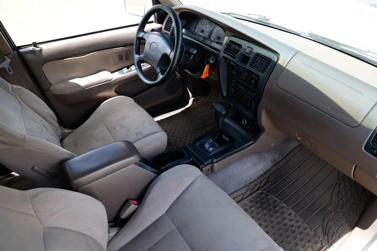 Toyota 4Runner  2002