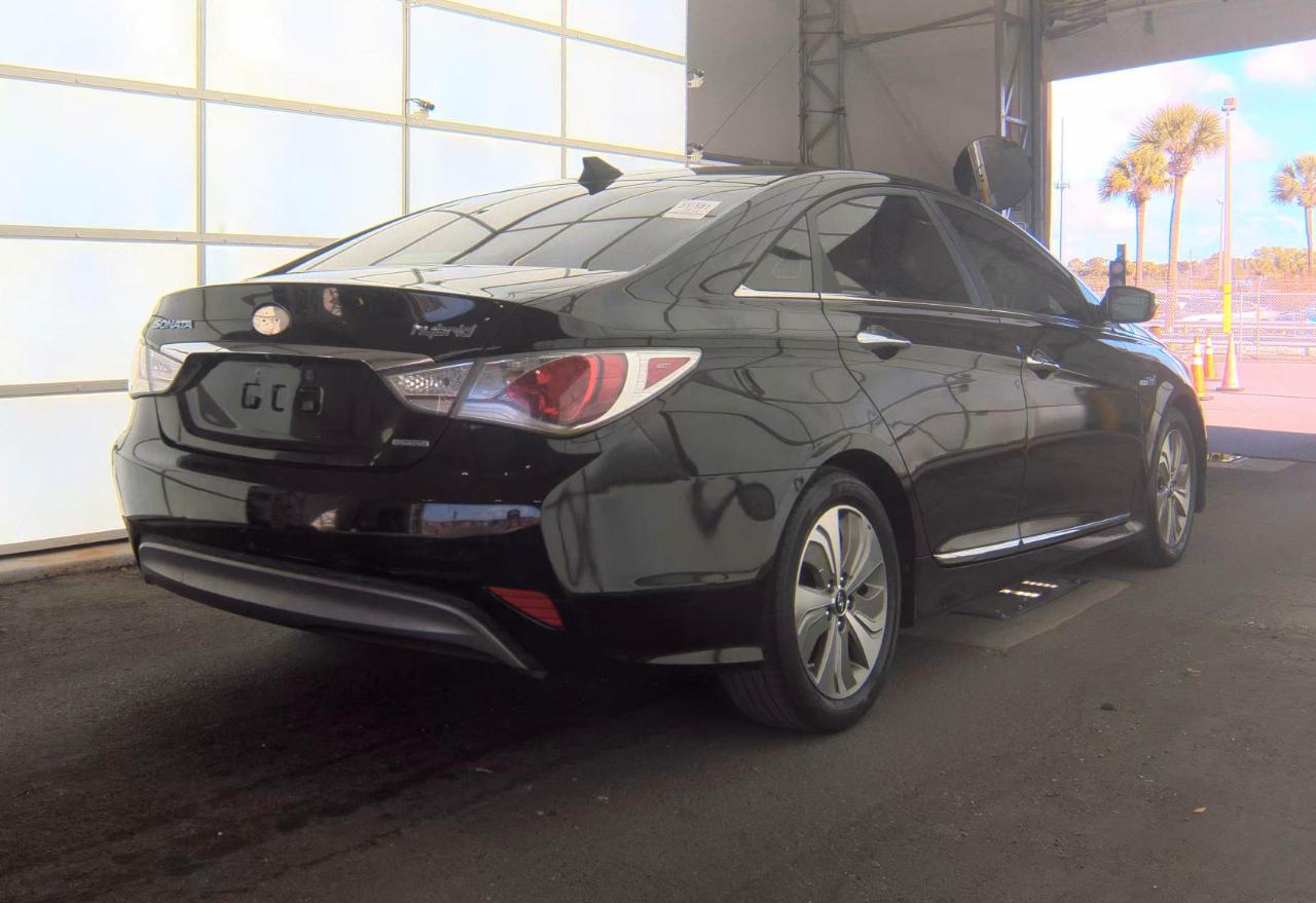 Hyundai Sonata Hybrid  2014