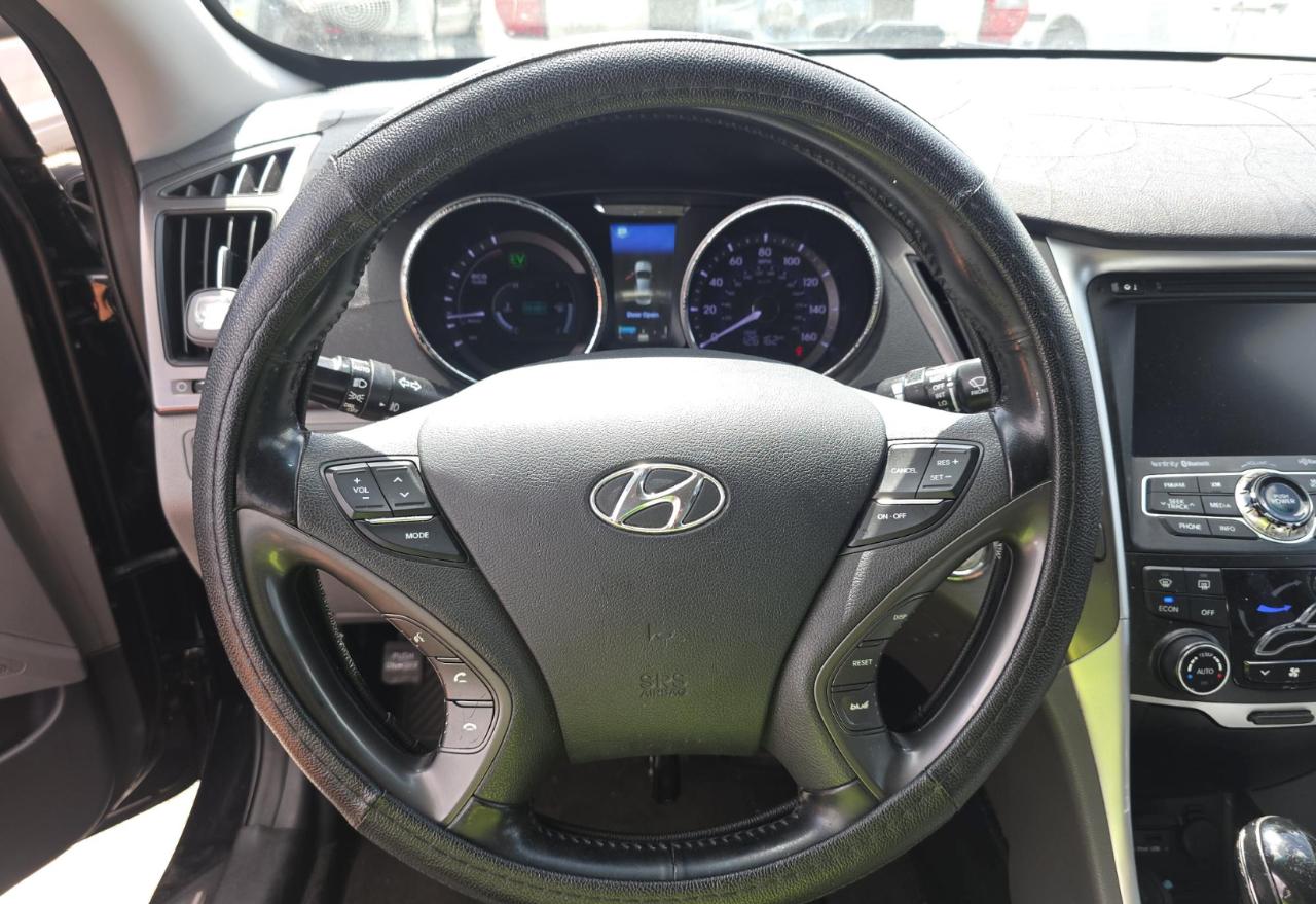 Hyundai Sonata Hybrid  2014