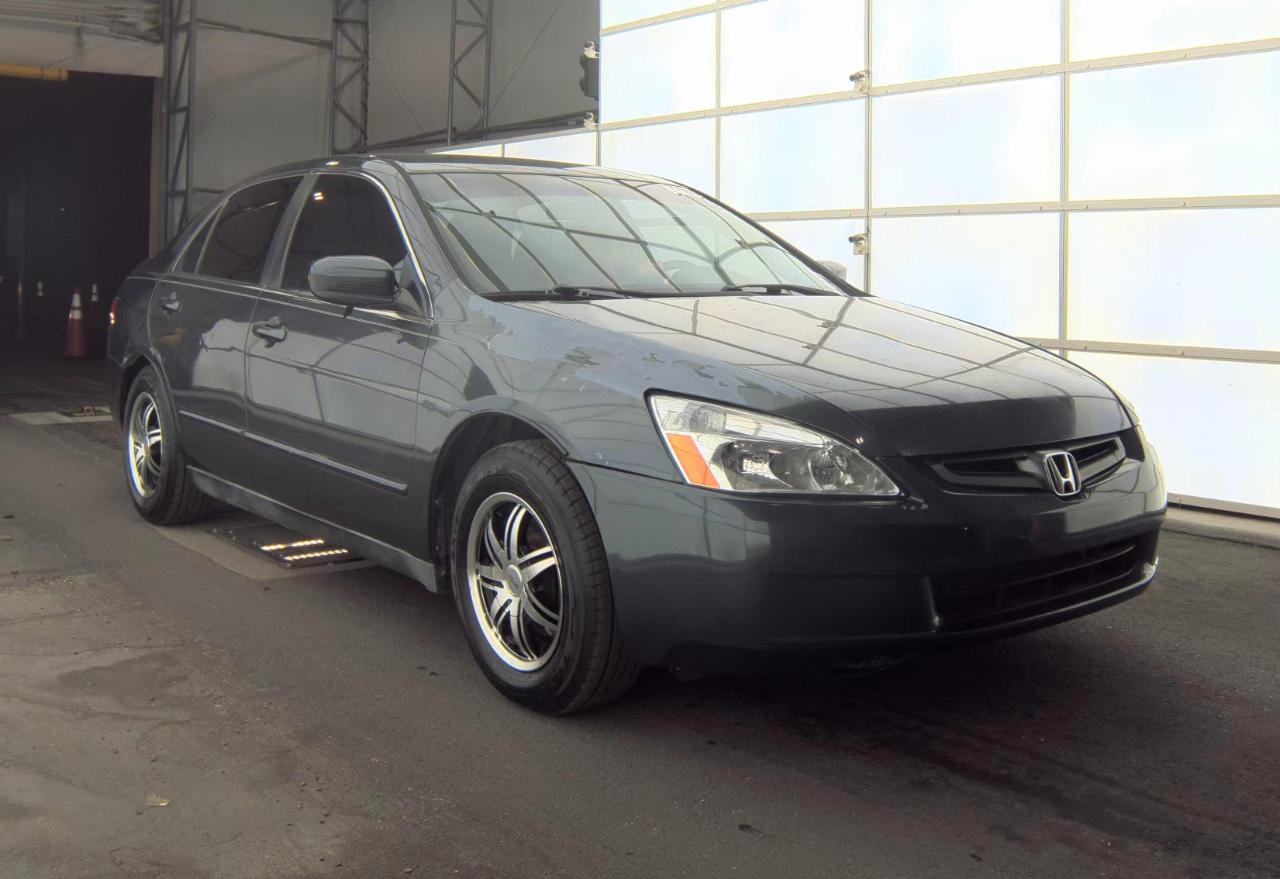 Honda Accord Sdn  2004