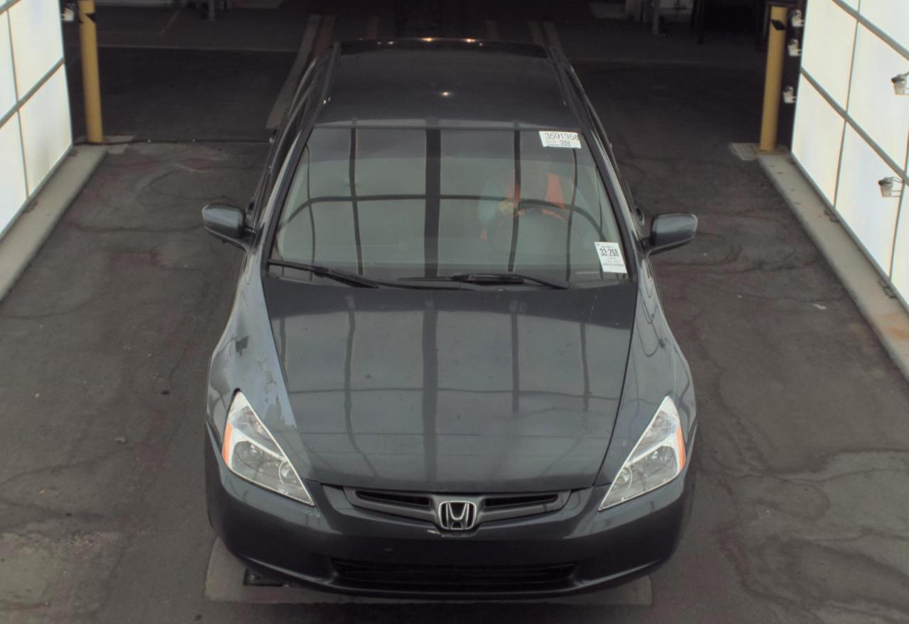 Honda Accord Sdn  2004