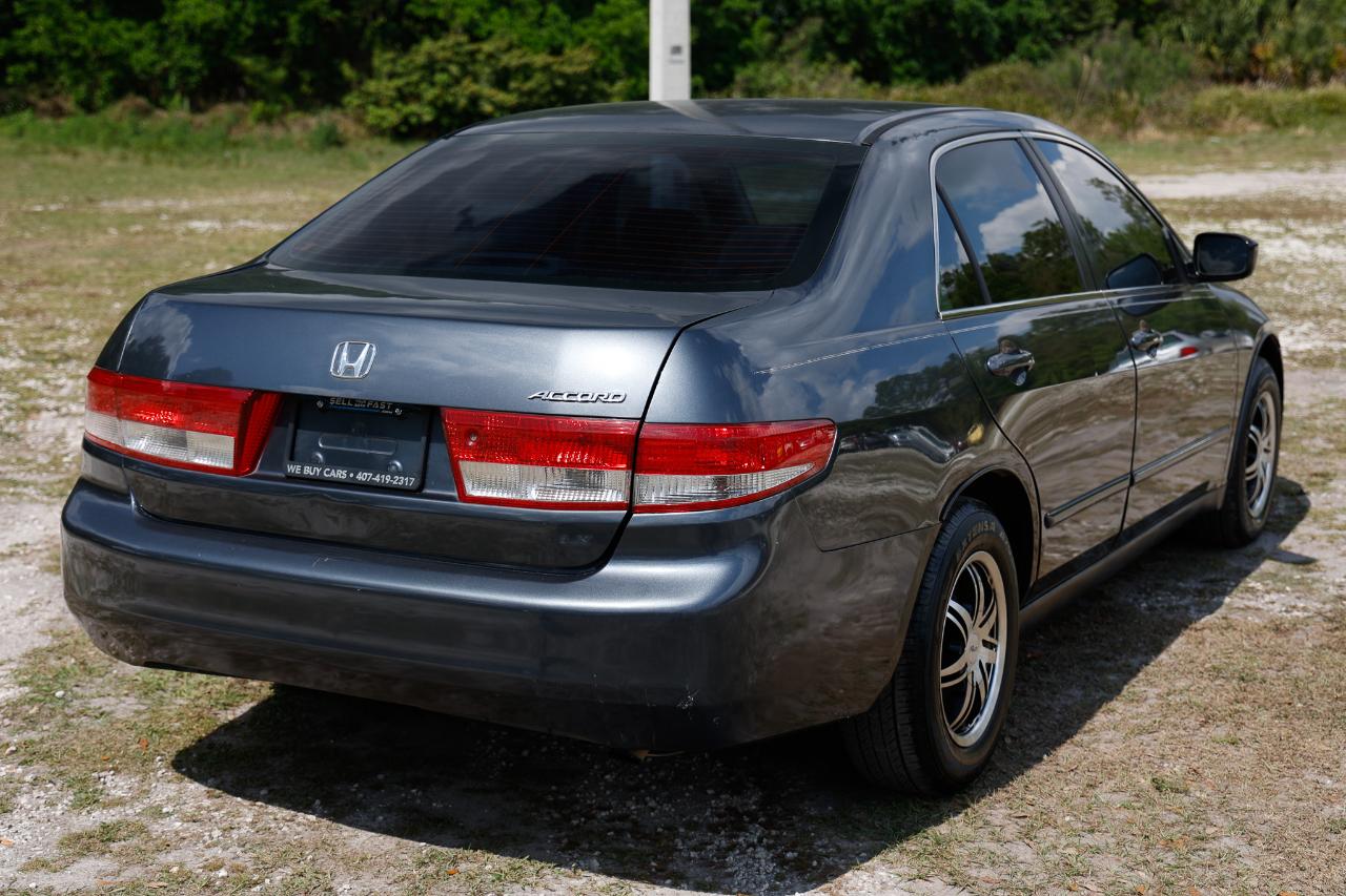 Honda Accord Sdn  2004