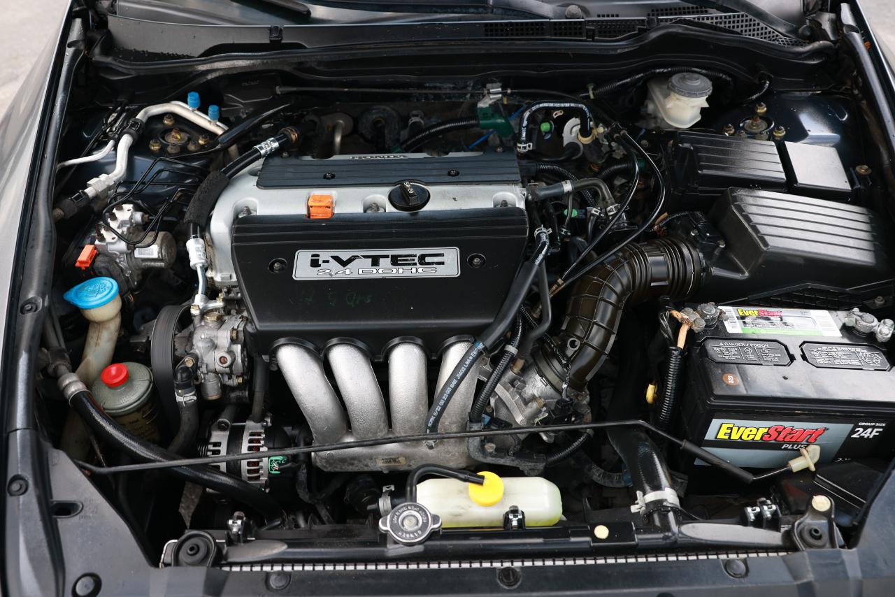 Honda Accord Sdn  2004