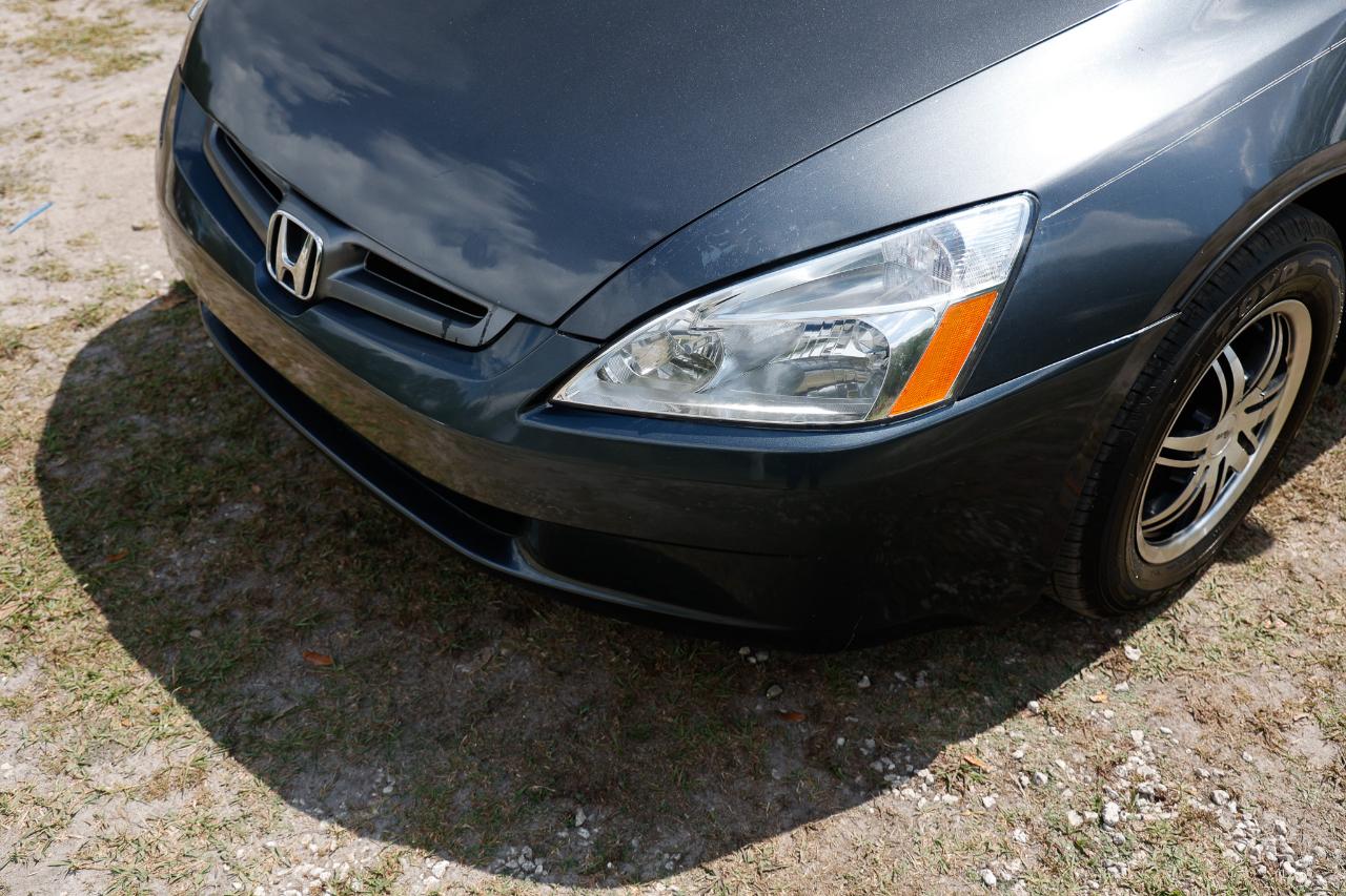 Honda Accord Sdn  2004