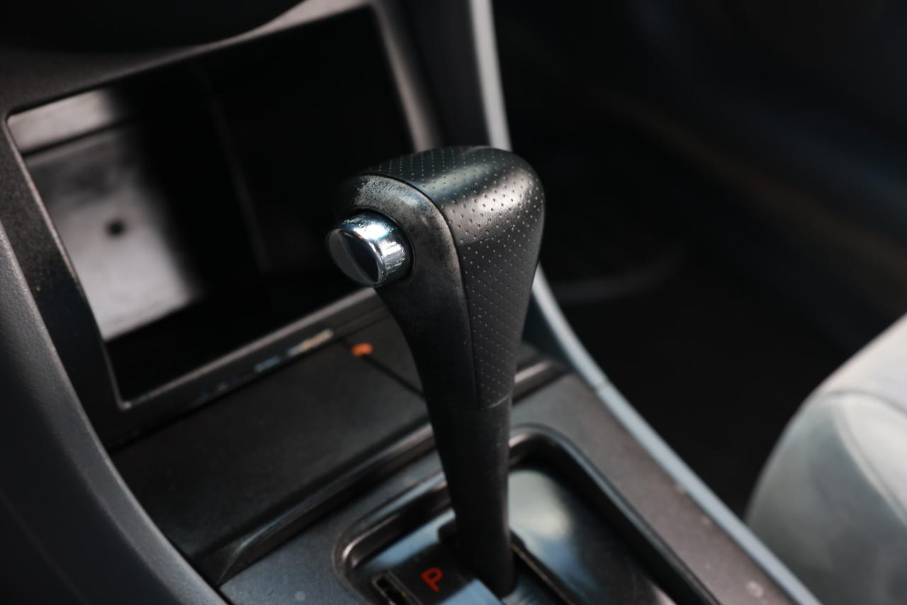 Honda Accord Sdn  2004