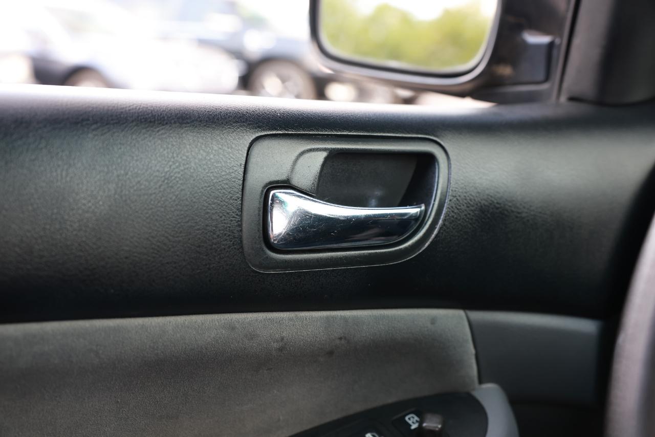 Honda Accord Sdn  2004