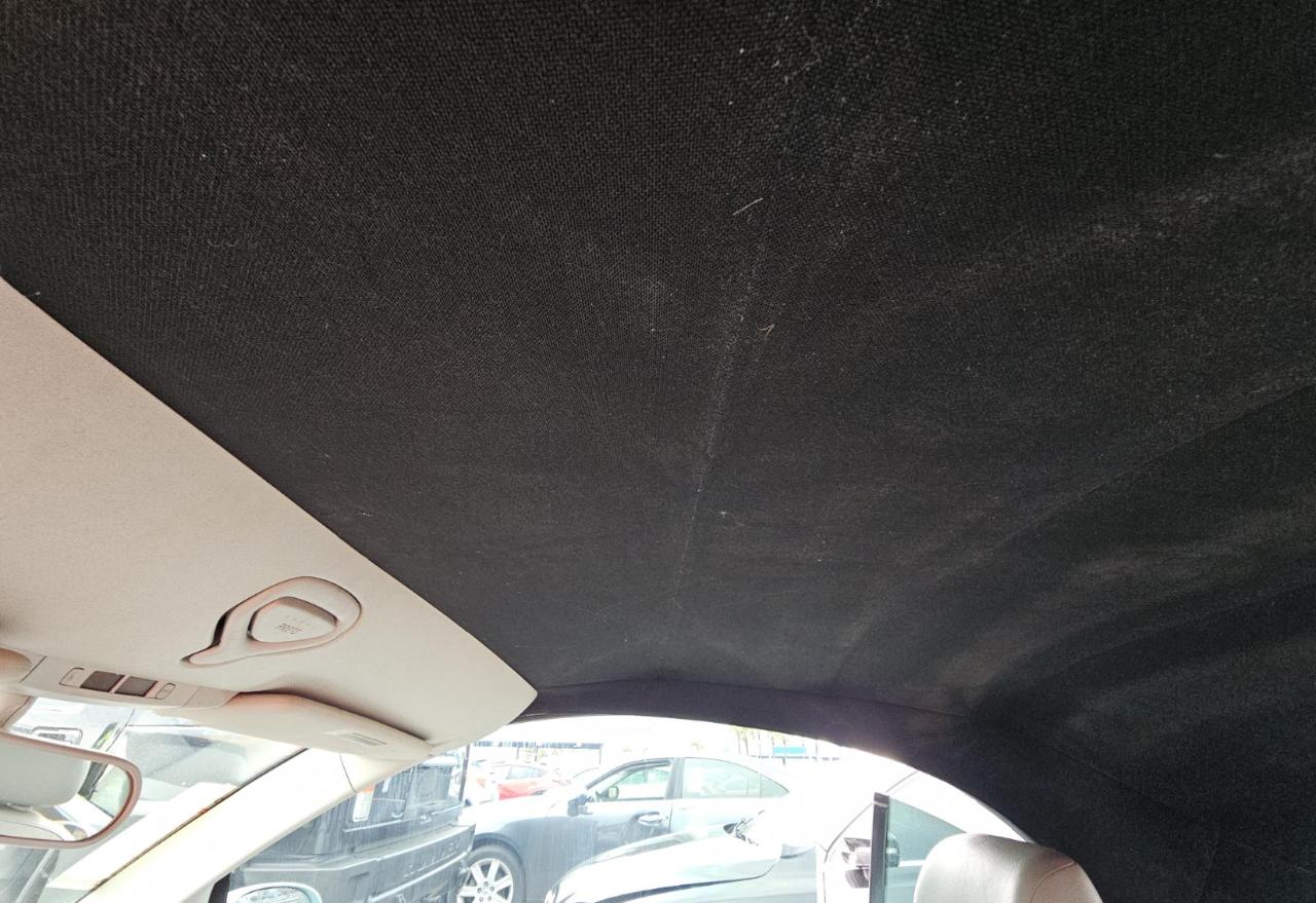 Volkswagen New Beetle  2004