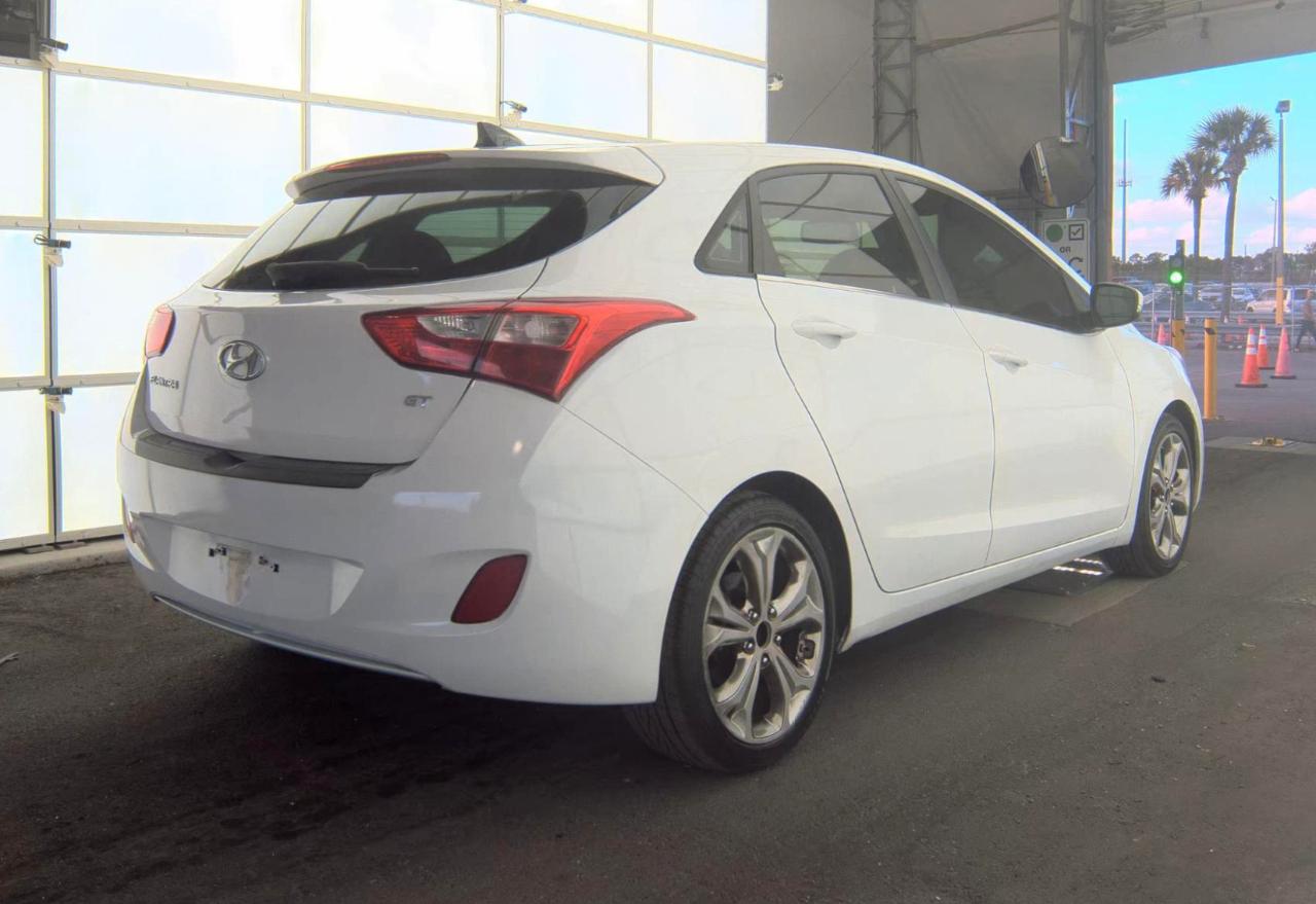 Hyundai Elantra GT  2013
