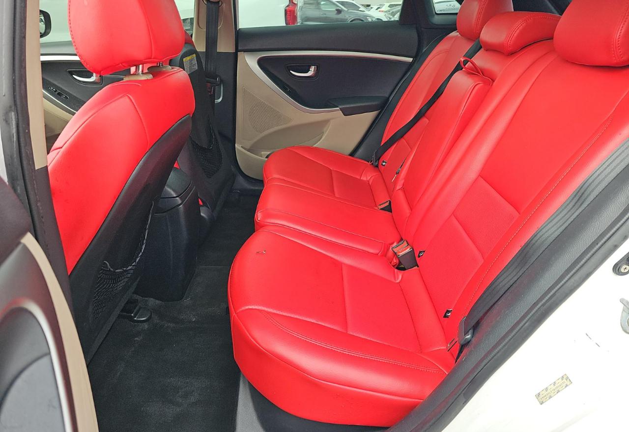 Hyundai Elantra GT  2013