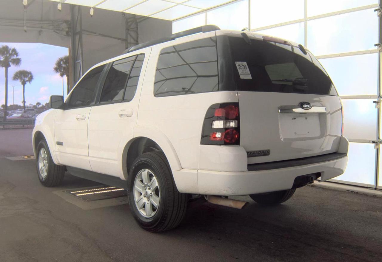 Ford Explorer  2008