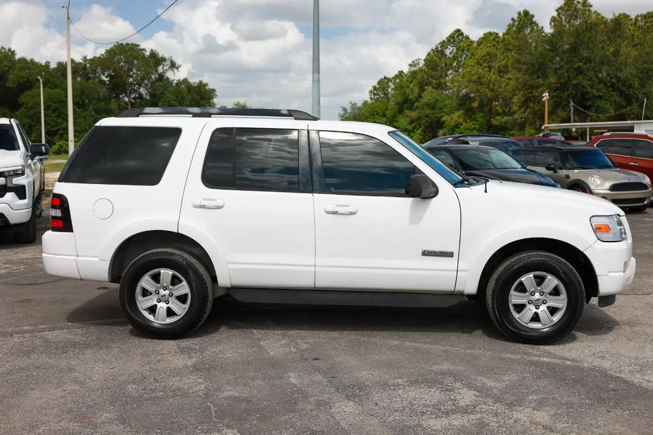 Ford Explorer  2008