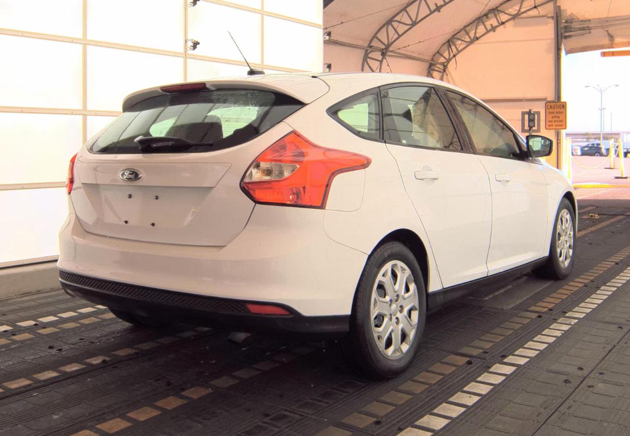Ford Focus  2012