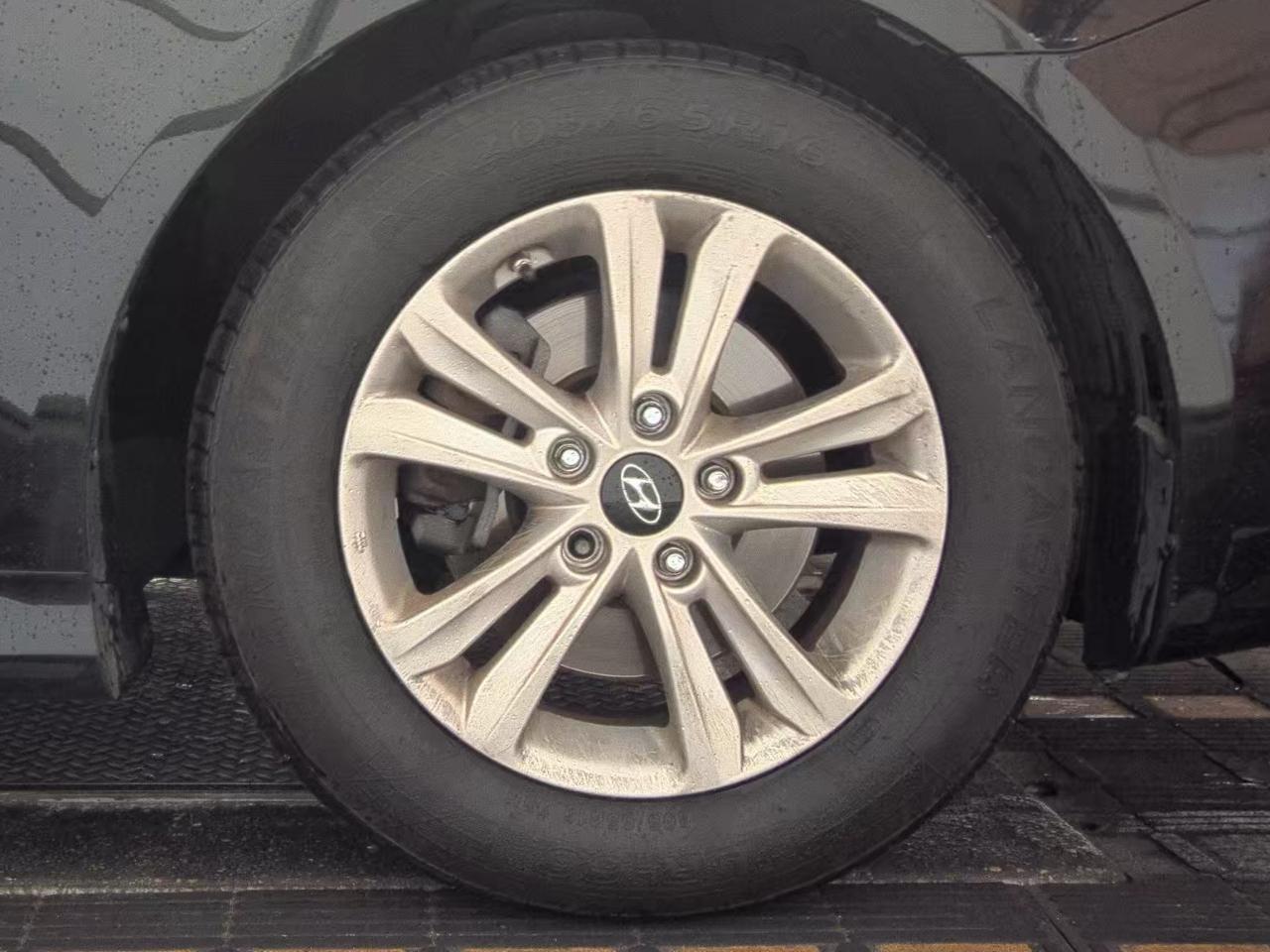 Hyundai Sonata  2014