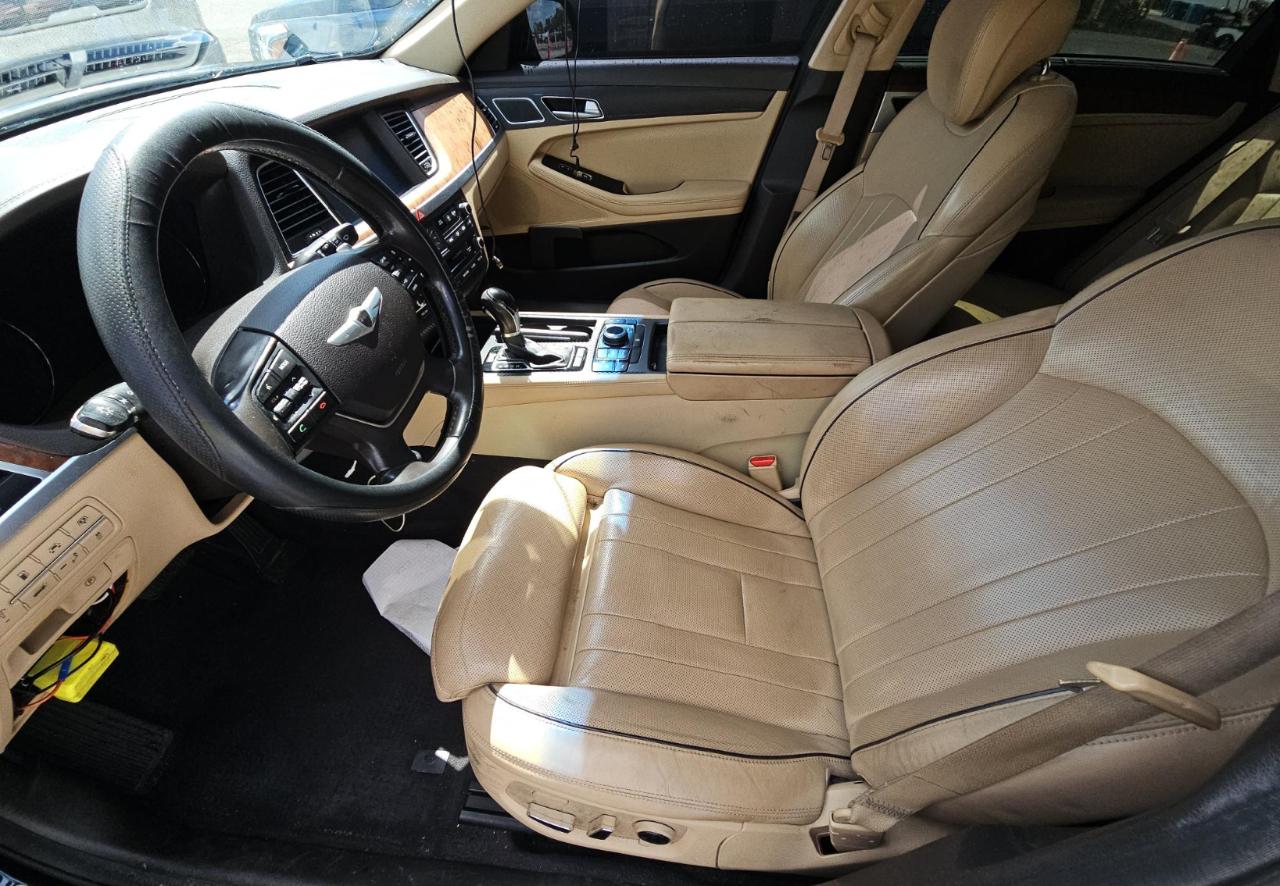 Hyundai Genesis  2015